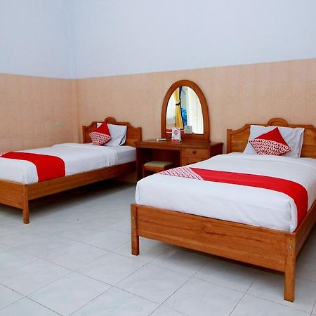 Oyo 1669 Hotel Vista Syariah Bengkulu Exterior foto